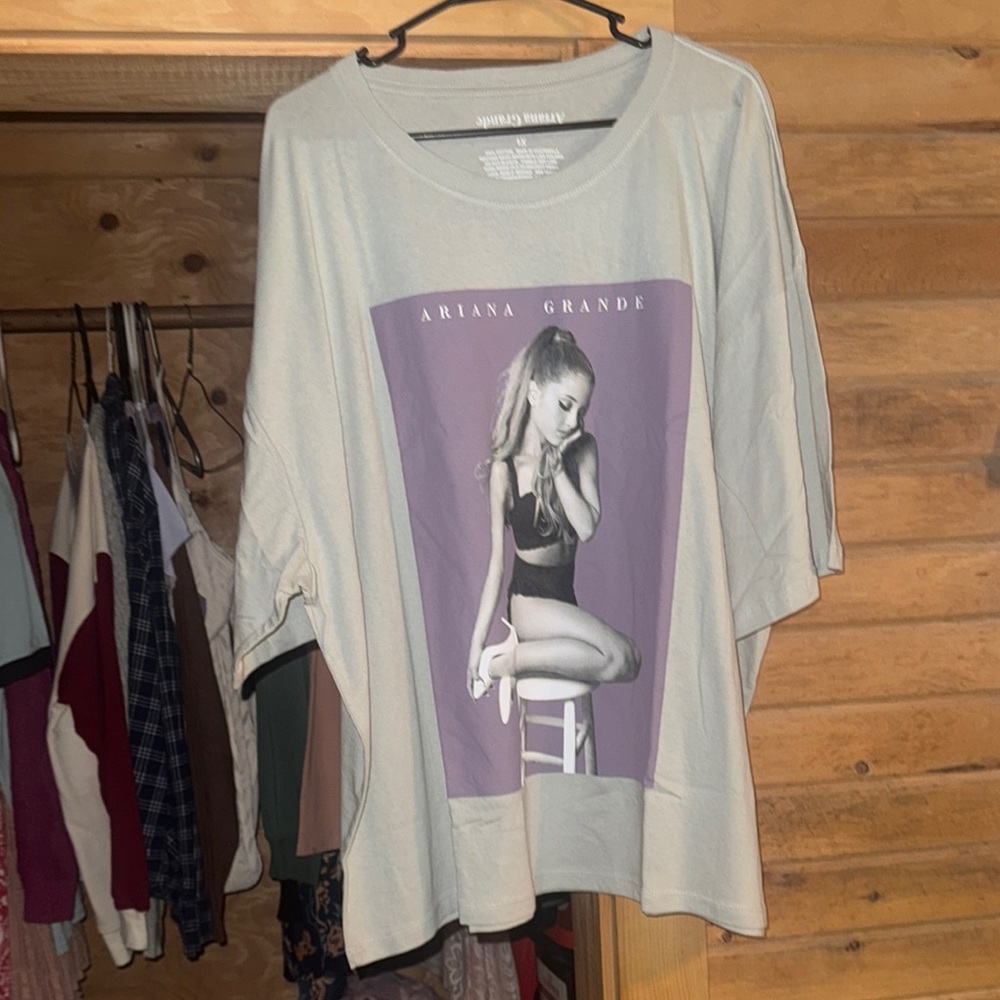 Ariana Grande White and Purple Oversized 3/4 Sleeve Tee